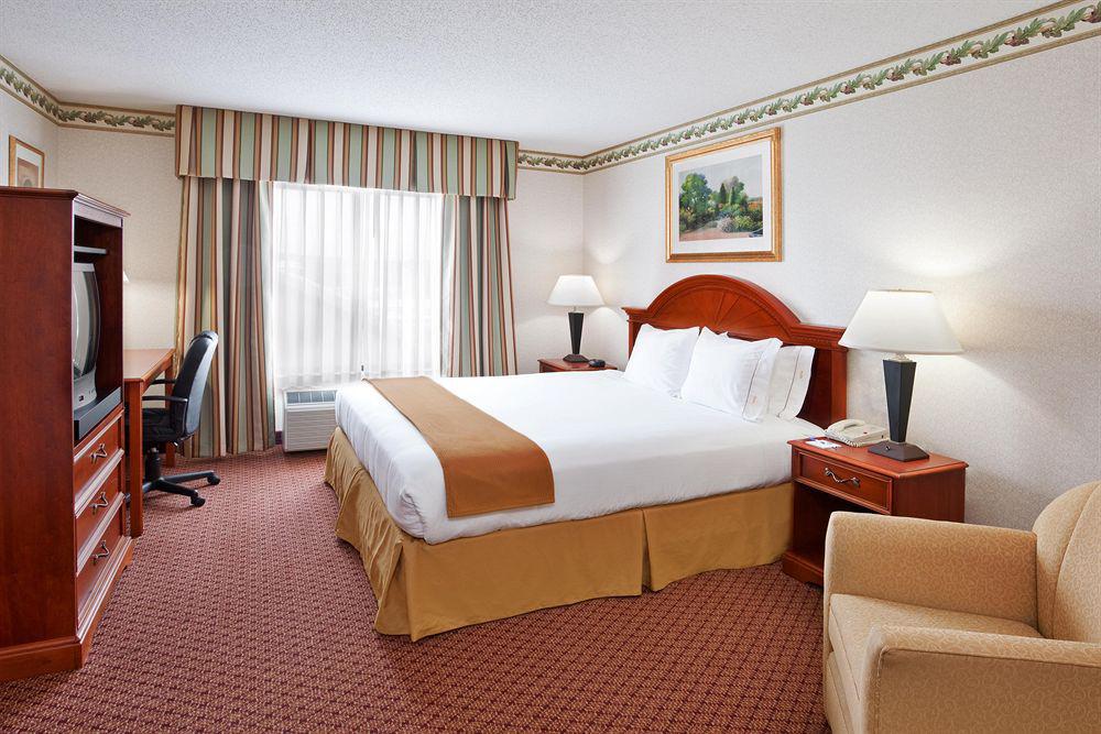 Holiday Inn Express & Suites - Sharon-Hermitage By Ihg West Middlesex Ruang foto