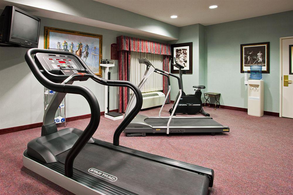 Holiday Inn Express & Suites - Sharon-Hermitage By Ihg West Middlesex Fasilitas foto