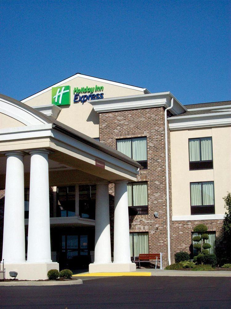 Holiday Inn Express & Suites - Sharon-Hermitage By Ihg West Middlesex Bagian luar foto